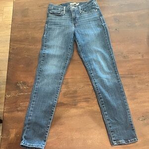 Levi's Women's Skinny Jeans in Blue - Size 26
